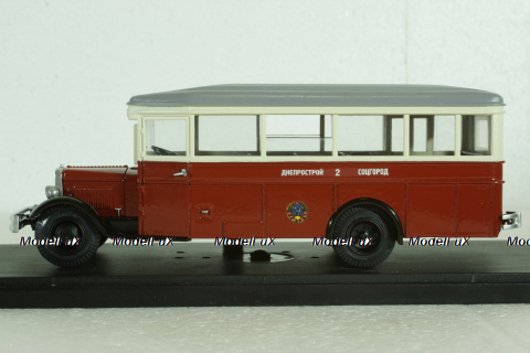 Зис-8 Автобус, городской, Miniclassic 1:43 МЕТАЛЛ!