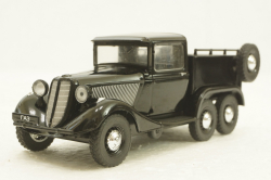 Газ-21, трехосный, черный, Автолегенды СССР №113, 1:43 с журналом