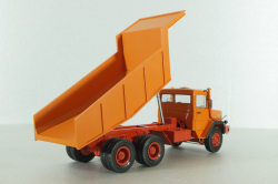 Magirus-Deutz 290D26K самосвал 1975, оранжевый, BY.VOLK 1:43