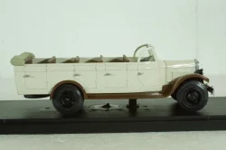 Зис-Мату, открытый, бежевый, Miniclassic 1:43