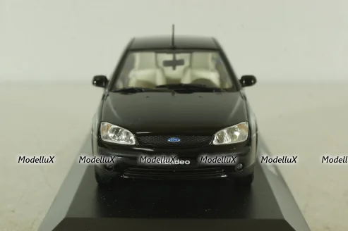 Ford Mondeo Fastback (MK3) 2001, black, Minichamps 1:43 