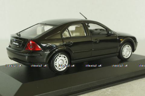 Ford Mondeo Fastback (MK3) 2001, black, Minichamps 1:43 