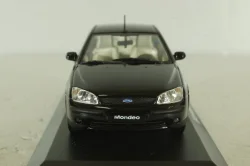 Ford Mondeo Fastback (MK3) 2001, black, Minichamps 1:43 