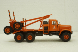 Краз-255Л1 лесовоз, оранжевый, Н727, Наш Автопром 1:43