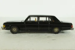 Газ-14 Чайка, желтый салон, завод ГАЗ 1:43