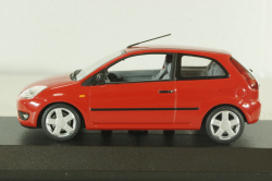 Ford Fiesta 2002 3-Dors 2001, red, Minichamps 1:43 Уценка!