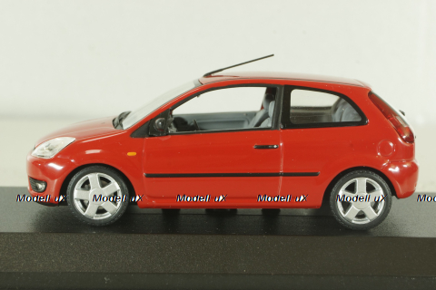Ford Fiesta 2002 3-Dors 2001, red, Minichamps 1:43 Уценка!
