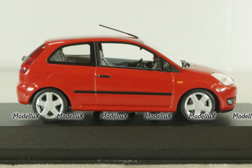 Ford Fiesta 2002 3-Dors 2001, red, Minichamps 1:43 Уценка!