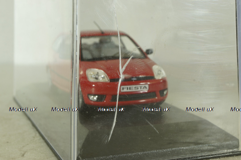 Ford Fiesta 2002 3-Dors 2001, red, Minichamps 1:43 Уценка!