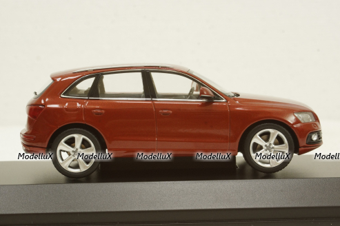 Audi Q5 red 2013, 450756001, Schuco 1:43