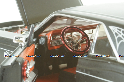 Lincoln Continental Black 1966, Maisto 1:26