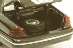 Ford Crown Victoria Kansas State Trooper, Gearbox 1:43