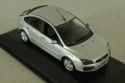 Ford Focus Fastback (MK2) 5-door 2008, silver, Minichamps 1:43