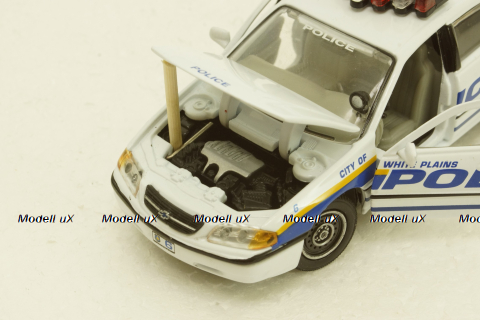 Chevrolet Impala White Police New York , Gearbox 1:43