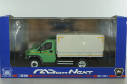 Газон NEXT C41R11 бортовой с тентом зеленый/серый, в боксе, Н232, Наш Автопром 1:43