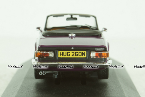 Triumph TR6 purple, Vanguards 1:43