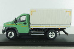 Газон NEXT C41R11 бортовой с тентом зеленый/серый, в боксе, Н232, Наш Автопром 1:43