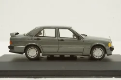 Mercedes 190E 2.3-16V (W201) 1984, WhiteBox 1:43