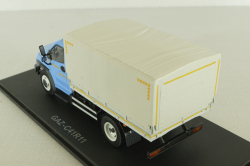 Газон NEXT C41R11 бортовой с тентом голубой/серый, в боксе, Н232, Наш Автопром 1:43 Уценка!