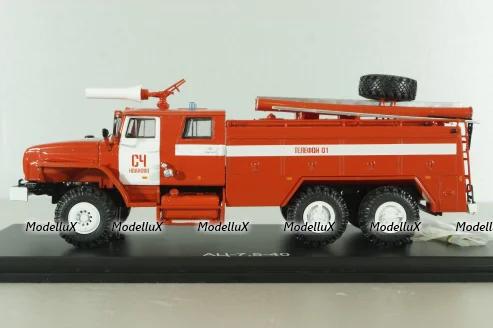 АЦ-7,5-40 пожарная автоцистерна на шасси Урал-4320 с бел. полосами, SSM1229, SSM 1:43