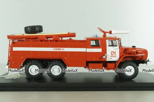 АЦ-7,5-40 пожарная автоцистерна на шасси Урал-4320 с бел. полосами, SSM1229, SSM 1:43