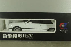 BMW M3 (E30) white, 24982W, CHE ZHI 1:24