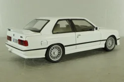 BMW M3 (E30) white, 24982W, CHE ZHI 1:24