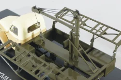 КММ-2 контейнерный мусоровоз на шасси ГАЗ-51Д 1958, желт/корич/хаки SSM1583, SSM 1:43