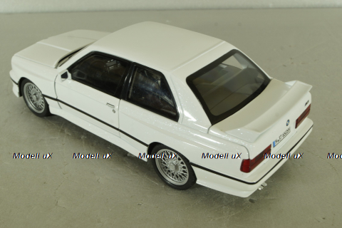 BMW M3 (E30) white, 24982W, CHE ZHI 1:24