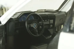 BMW M3 (E30) white, 24982W, CHE ZHI 1:24