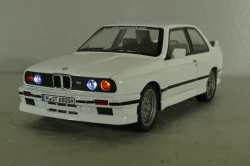 BMW M3 (E30) white, 24982W, CHE ZHI 1:24