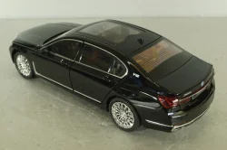 BMW 750Li (G12) 2019, black, 24482, CHE ZHI 1:24