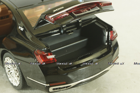 BMW 750Li (G12) 2019, black, 24482, CHE ZHI 1:24