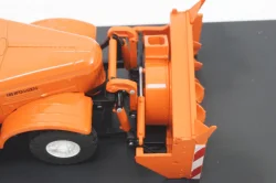 Д-470 (на шасси Зил-157Е), оранжевый, SSM1106, SSM 1:43
