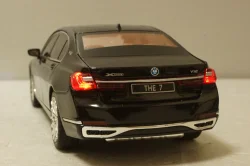 BMW 750Li (G12) 2019, black, 24482, CHE ZHI 1:24