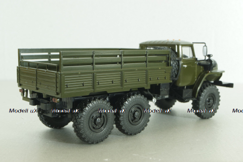 Урал-4320-31 бортовой с тентом, хаки, АвтоИстория 1:43