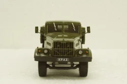 Краз-257Б1, бортовой хаки Автолегенды СССР №30, Грузовики, 1:43