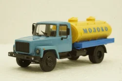 Газ-3307 Молоковоз, синий, Наши Грузовики №7 1:43