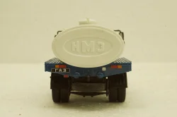 ГАЗ-3307 молоко, Автолегенды СССР, Грузовики №13 1:43