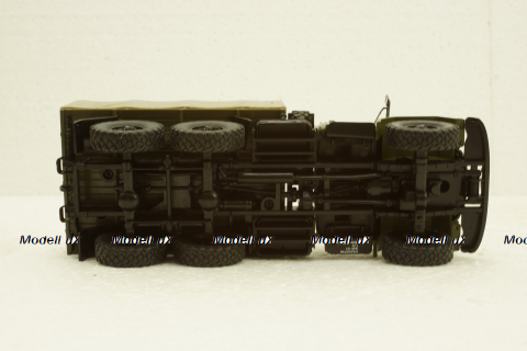 Зил-131 бортовой с тентом, Автолегенды СССР, Грузовики №15 1:43