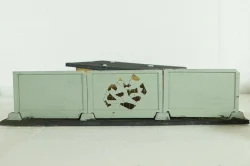 Диорама Гараж с мусорными баками , Modellux 1:43