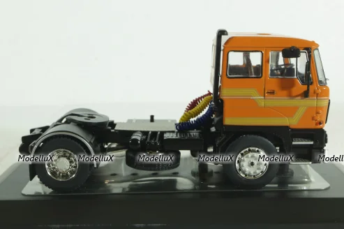 Daf 2800, orange 1975, TR146.22, IXO 1:43
