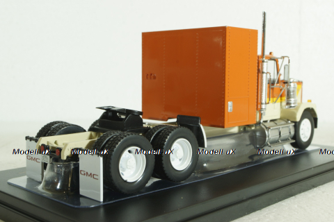 GMC General 1980, beige, TR129, IXO 1:43