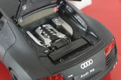 Audi R8 V10 Coupe matt-black, WEL22493, Welly 1:24