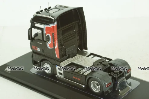 Man TGX 18.640 XXL Tractor Truck 2-assi 2018, TR132.22, IXO 1:43