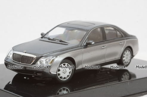 Maybach 57 SWB 2003 grey, 56153, Auto Art 1:43