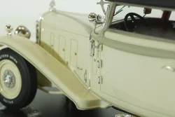 Maybach DS 8 Convertible Zeppelin, 05050, AutoCult 1:43
