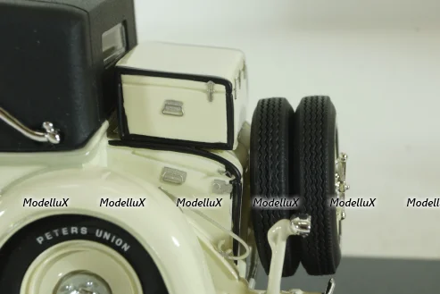 Maybach DS 8 Convertible Zeppelin, 05050, AutoCult 1:43