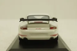 Porsche 911 (996) GT3 RS 2002, white/red rims, 403062028, Minichamps 1:43