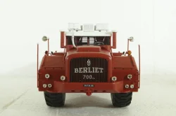 Berliet  T100 Truck 3-Assi 1960 Red, 690039, Norev 1:43